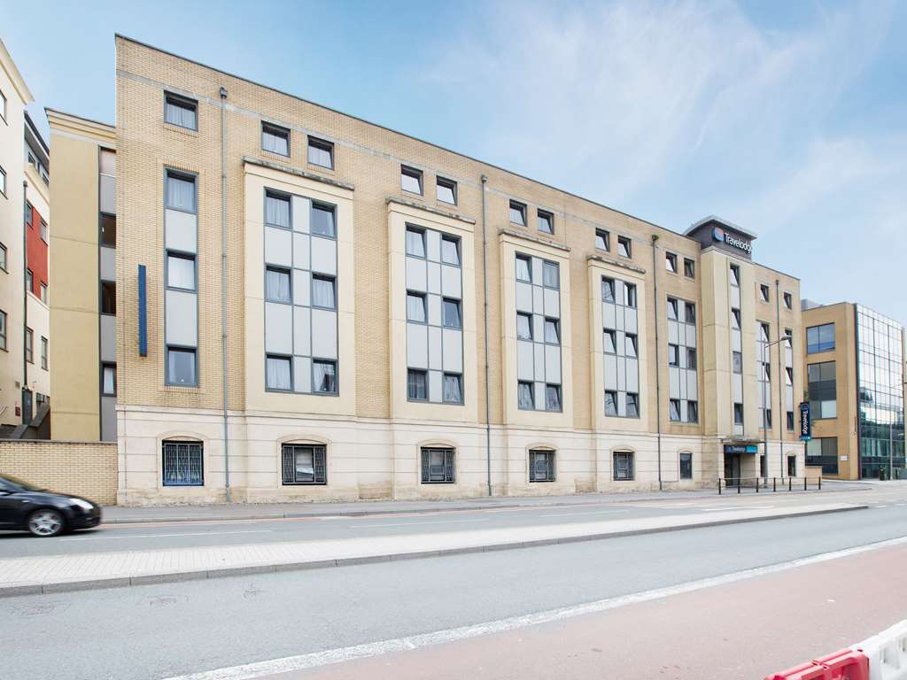 Travelodge Bristol Central Anchor Road Exterior foto